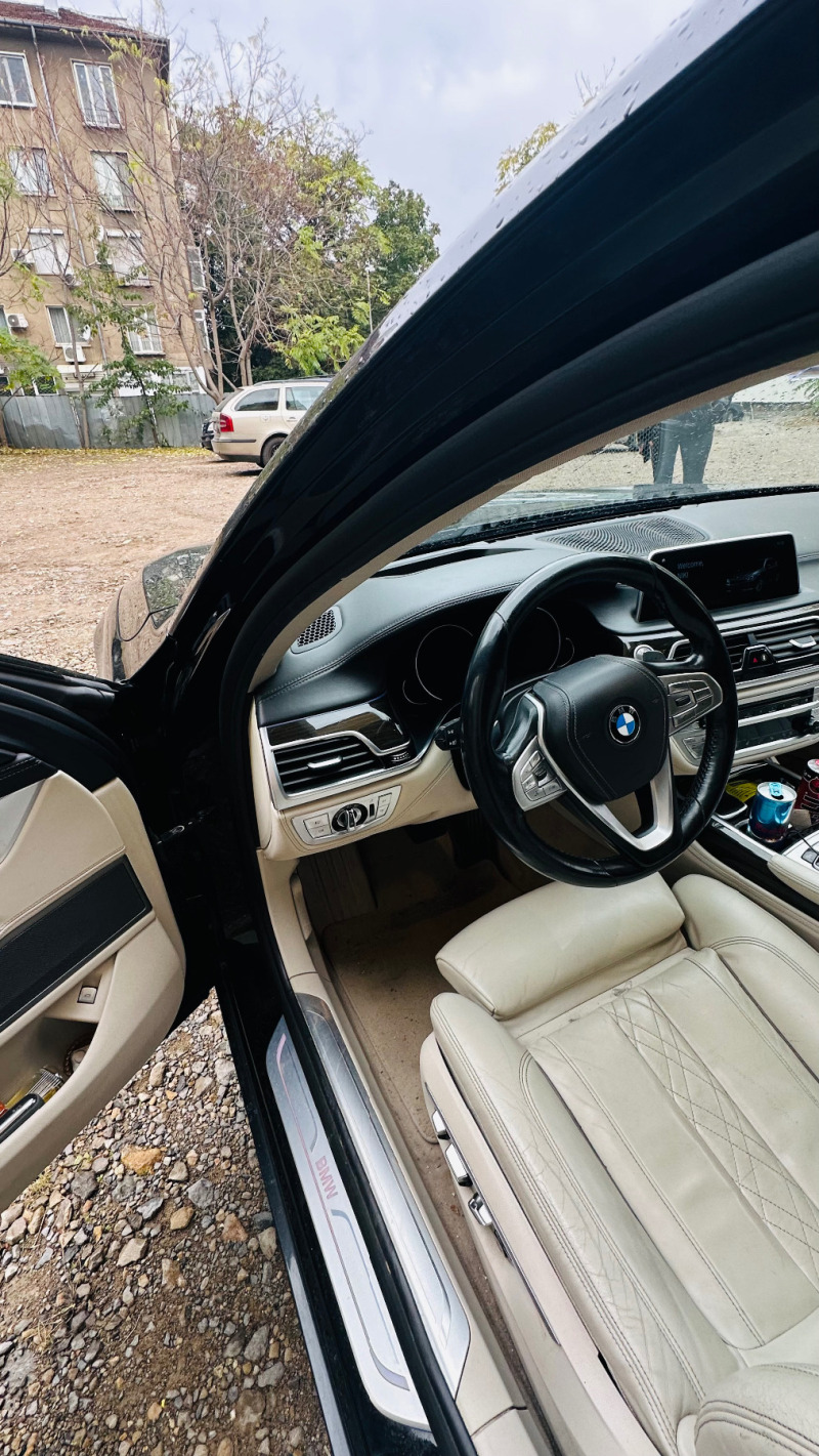 BMW 730 Xdrive , снимка 7 - Автомобили и джипове - 45627211