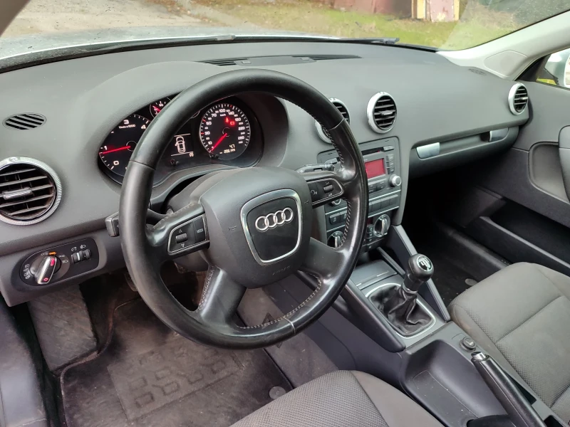 Audi A3 1.6TDI, снимка 7 - Автомобили и джипове - 47391841