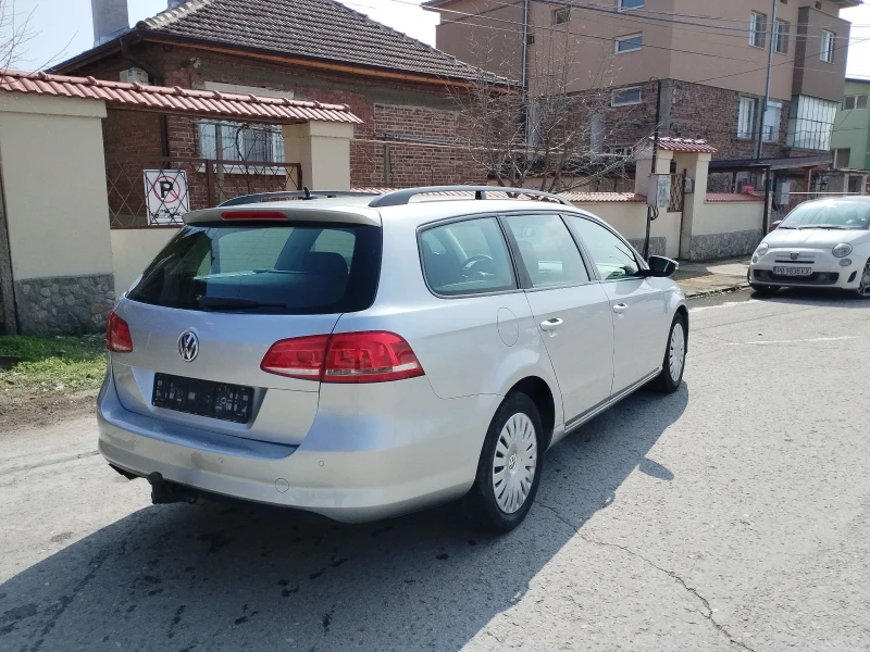 VW Passat, снимка 5 - Автомобили и джипове - 48925635