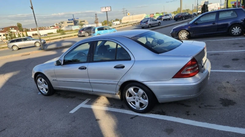 Mercedes-Benz C 200, снимка 5 - Автомобили и джипове - 49028613