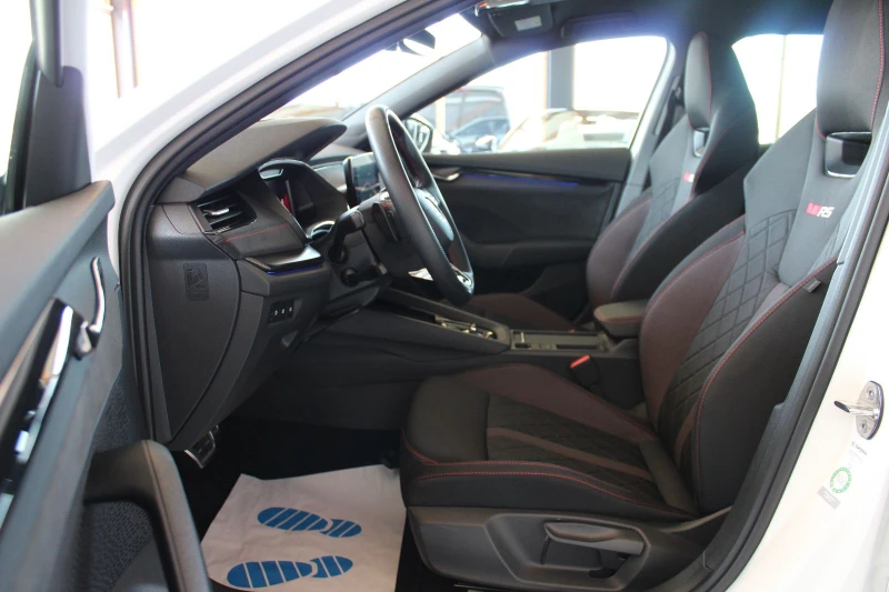 Skoda Octavia 2.0-TDI/150HP/RS/DSG/NAVI/LED/VIRT/300vpr, снимка 12 - Автомобили и джипове - 50033120