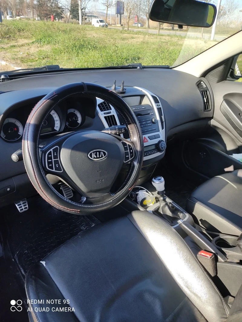 Kia Ceed, снимка 3 - Автомобили и джипове - 52867672
