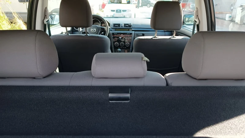 Mazda 3, снимка 15 - Автомобили и джипове - 52516061