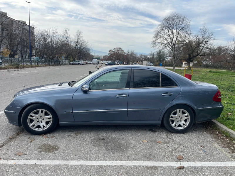 Mercedes-Benz E 320, снимка 3 - Автомобили и джипове - 52567842
