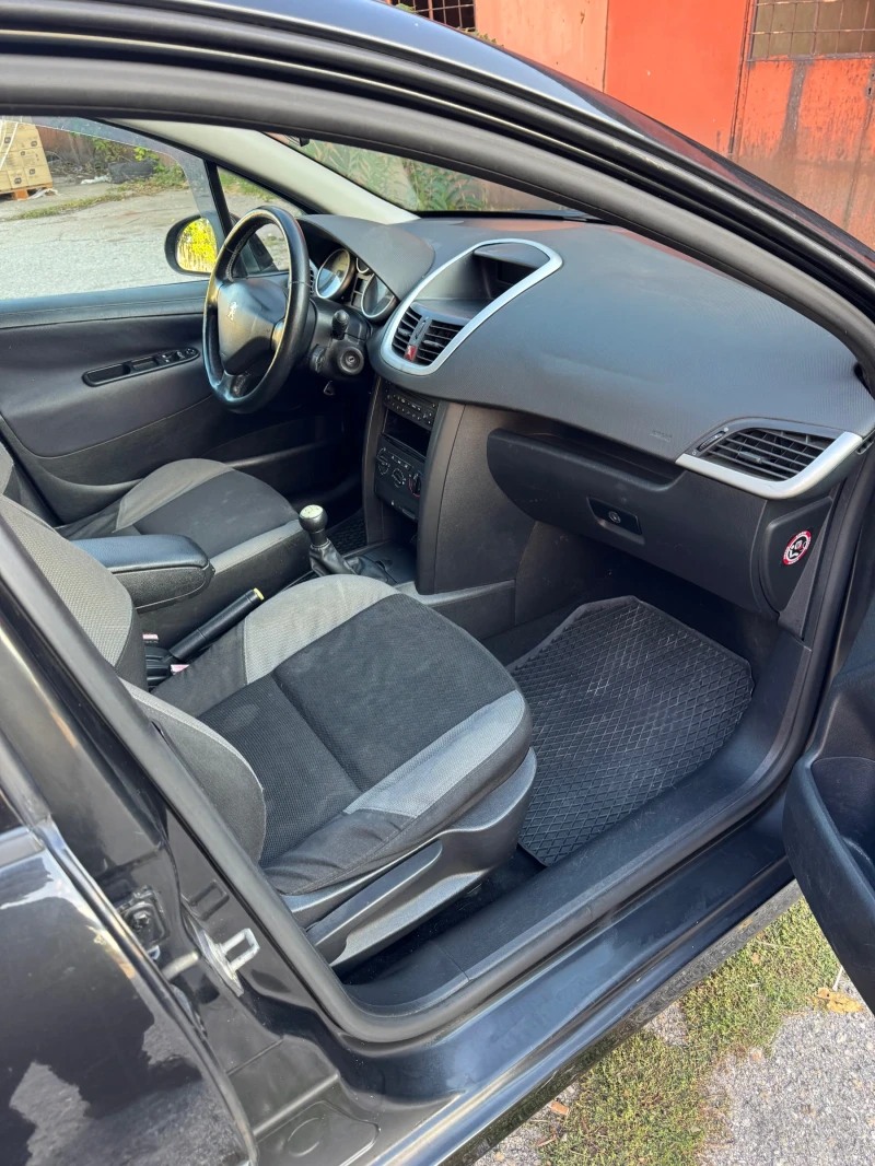 Peugeot 207 1.4 VTi, снимка 9 - Автомобили и джипове - 52876660