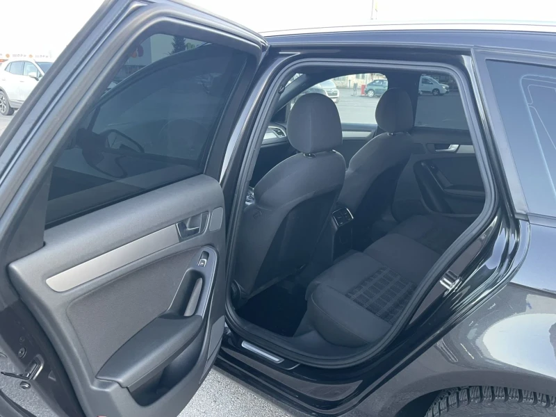 Audi A4 B8.5, снимка 10 - Автомобили и джипове - 52976450