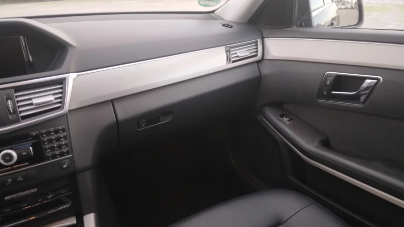 Mercedes-Benz E 350 Mercedes-Benz E-Klasse E 350 CDI Avantgarde, снимка 14 - Автомобили и джипове - 53100504