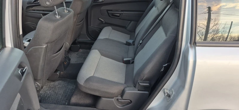 Opel Zafira 1.6i  166000км. 7места, снимка 8 - Автомобили и джипове - 53186469
