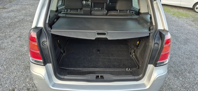 Opel Zafira 1.6i  166000км. 7места, снимка 16 - Автомобили и джипове - 53186469