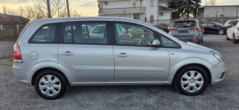 Opel Zafira 1.6i  166000км. 7места, снимка 5 - Автомобили и джипове - 53186469