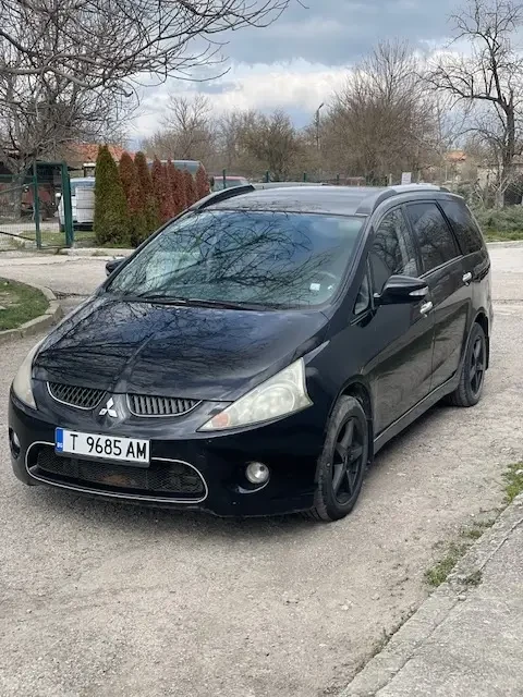 Mitsubishi Grandis, снимка 11 - Автомобили и джипове - 53904814