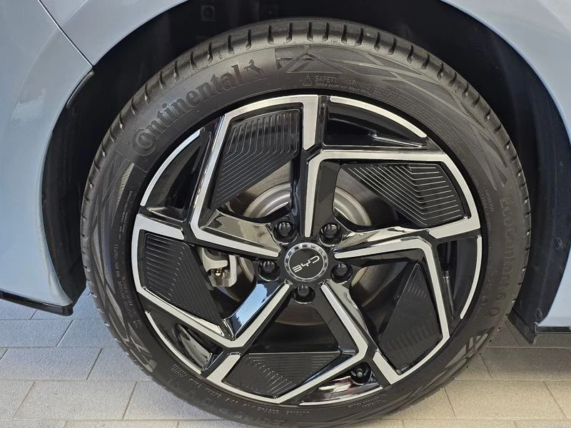 BYD Seal Dynamic AWD| 201�.�. | Mobile.bg � ����������� 5