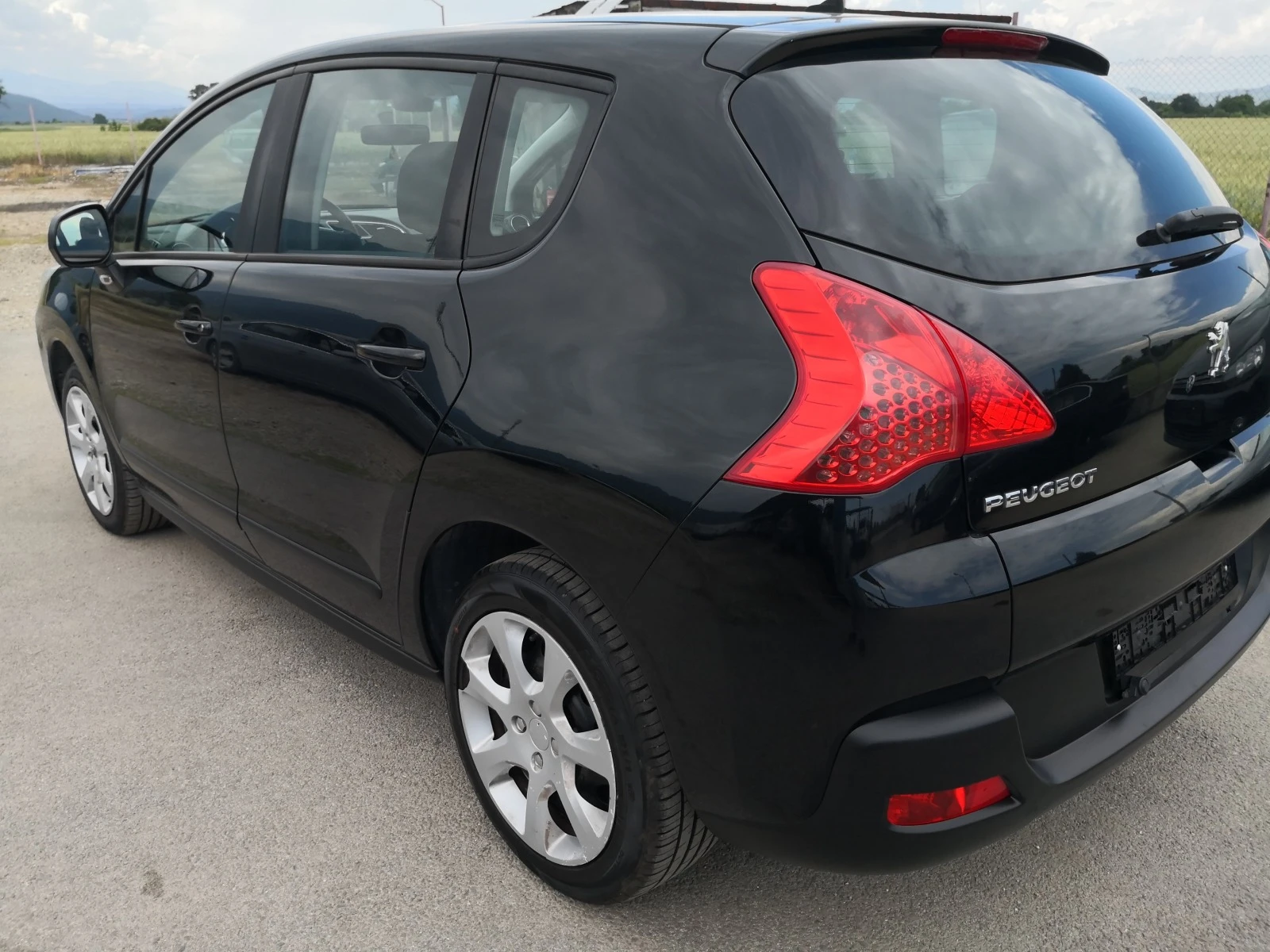 Peugeot 3008 1.6 HDI - изображение 6