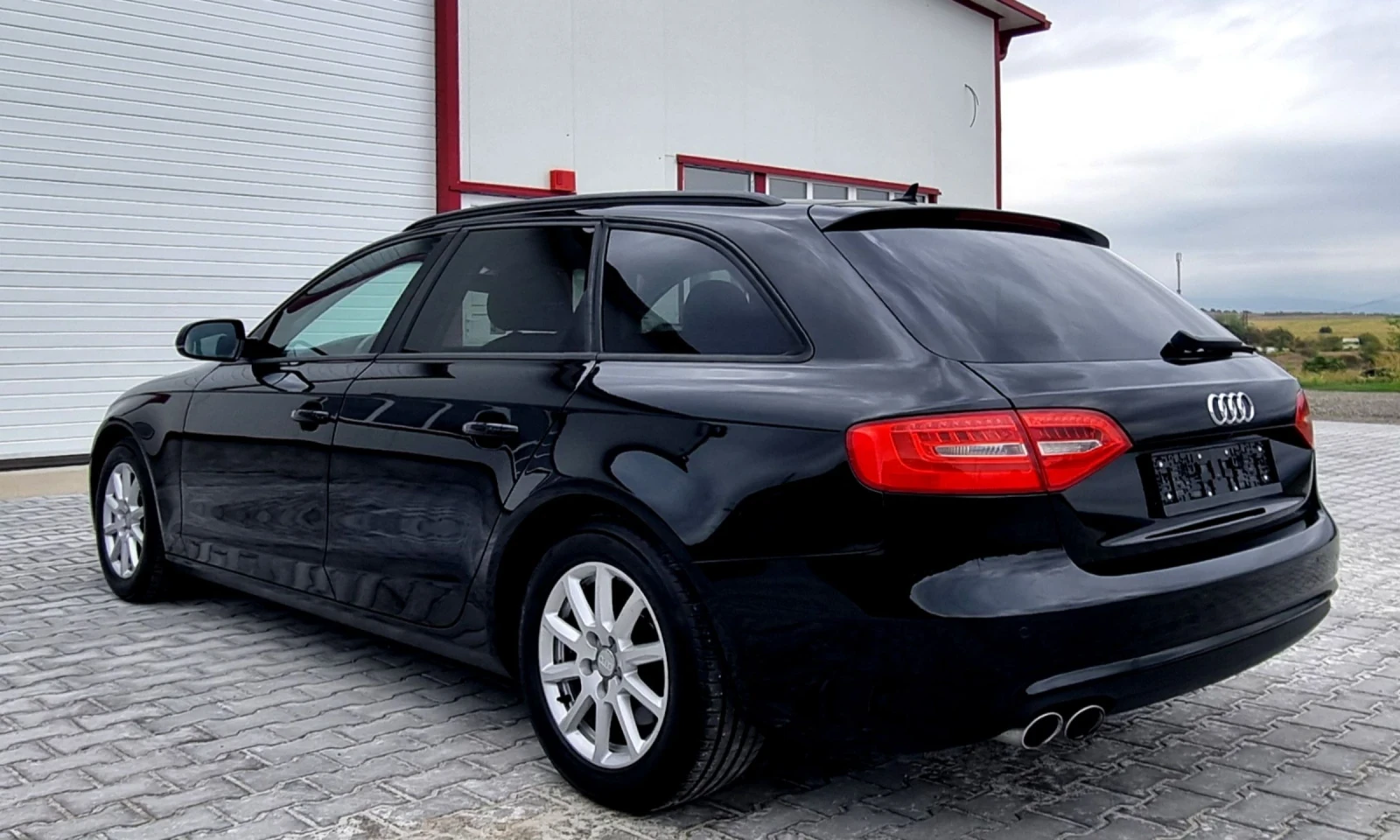 Audi A4 2.0tdi 150k.c.AUTO, NAVI - изображение 4