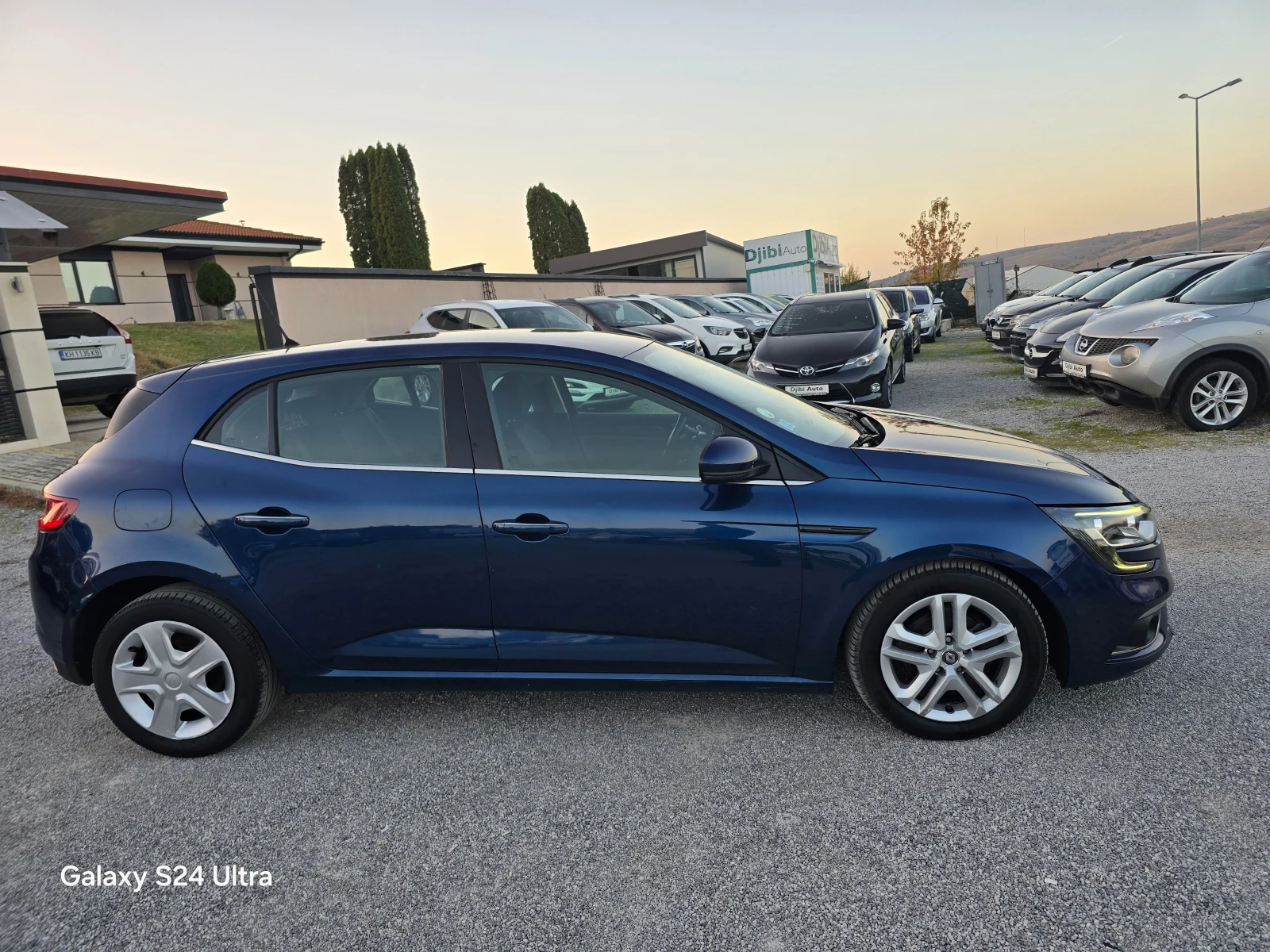 Renault Megane 1.5DCI-110K.C, AVTOMATIK-NAVI EURO6B - изображение 4