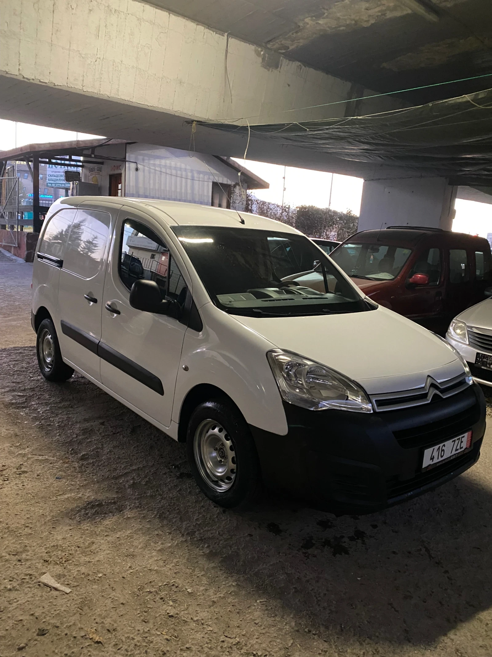 Citroen Berlingo 1.6 HDI-99кн - изображение 6