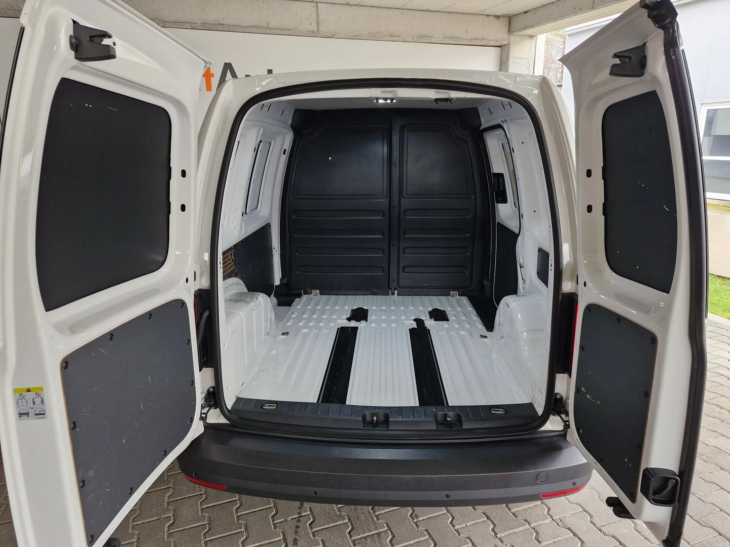 VW Caddy Kasten 3.2 m3 TGI - изображение 5