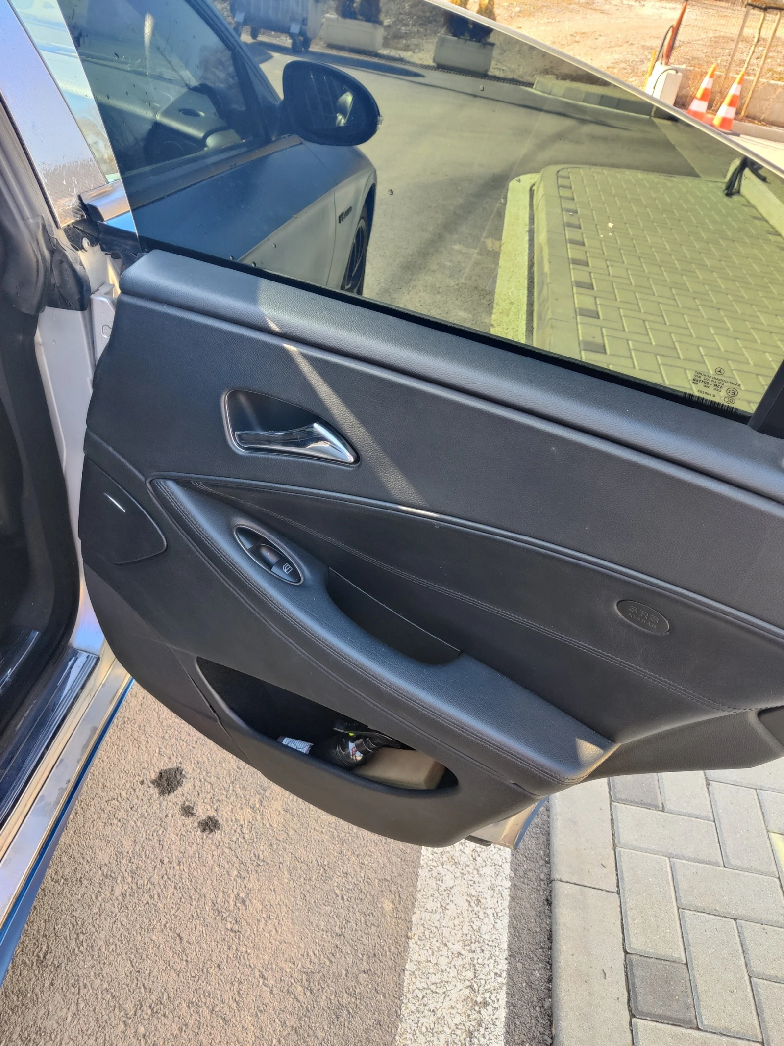 Mercedes-Benz CLS 500  - изображение 8