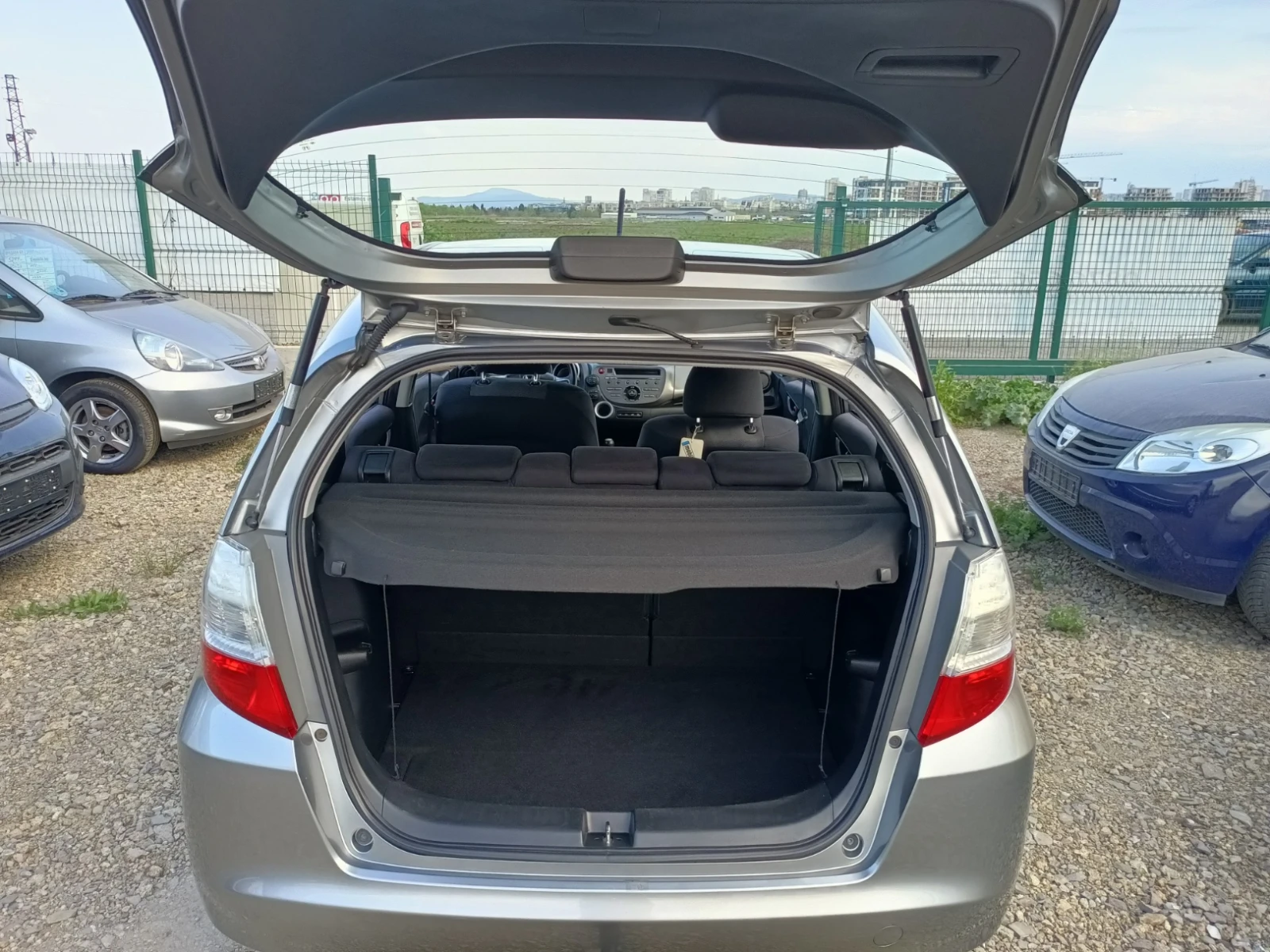 Honda Jazz 1, 4i Бенз/газ - изображение 6