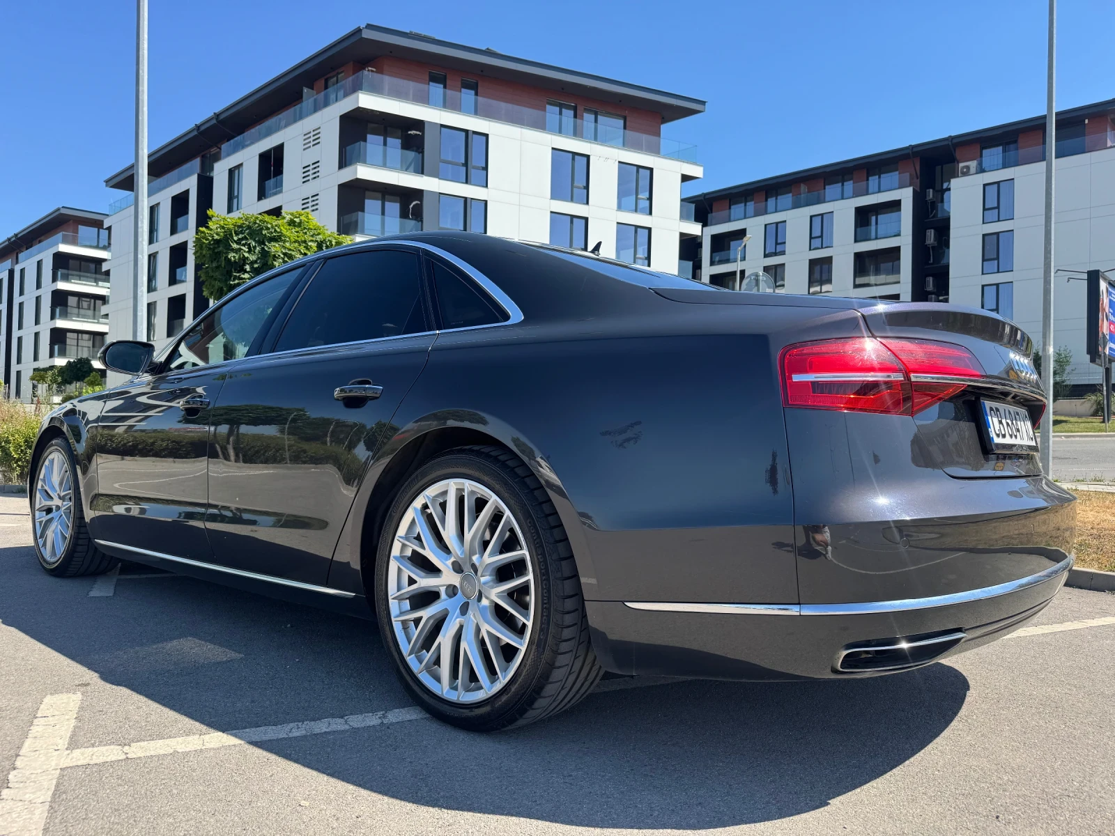 Audi A8 ВАКУМ/ДОСТРОНИК/КАМЕРА/HEAD UP/ШИБИДАХ/BOSE - изображение 8