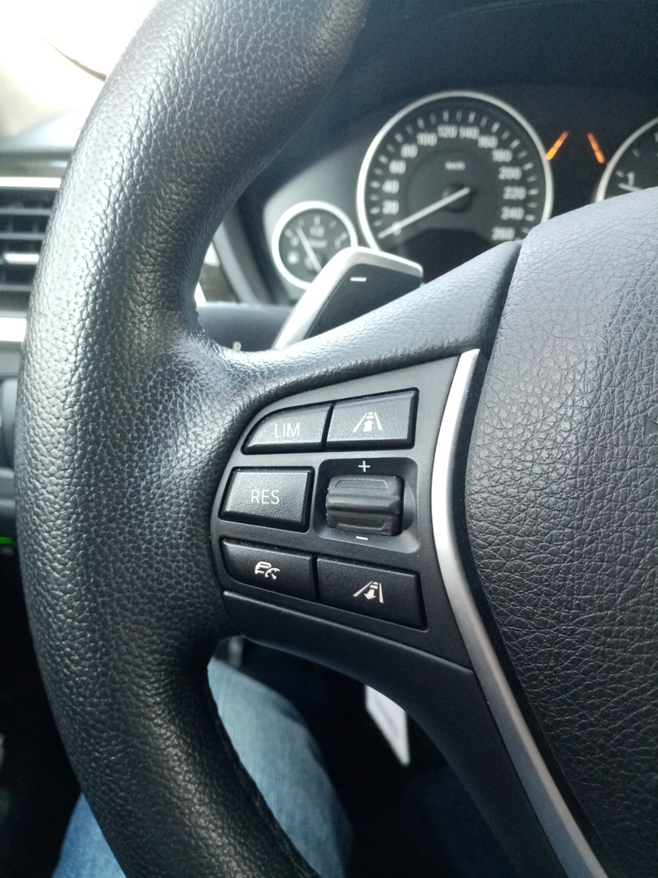 BMW 320  Xdrive Facelift Luxury  | Mobile.bg   12