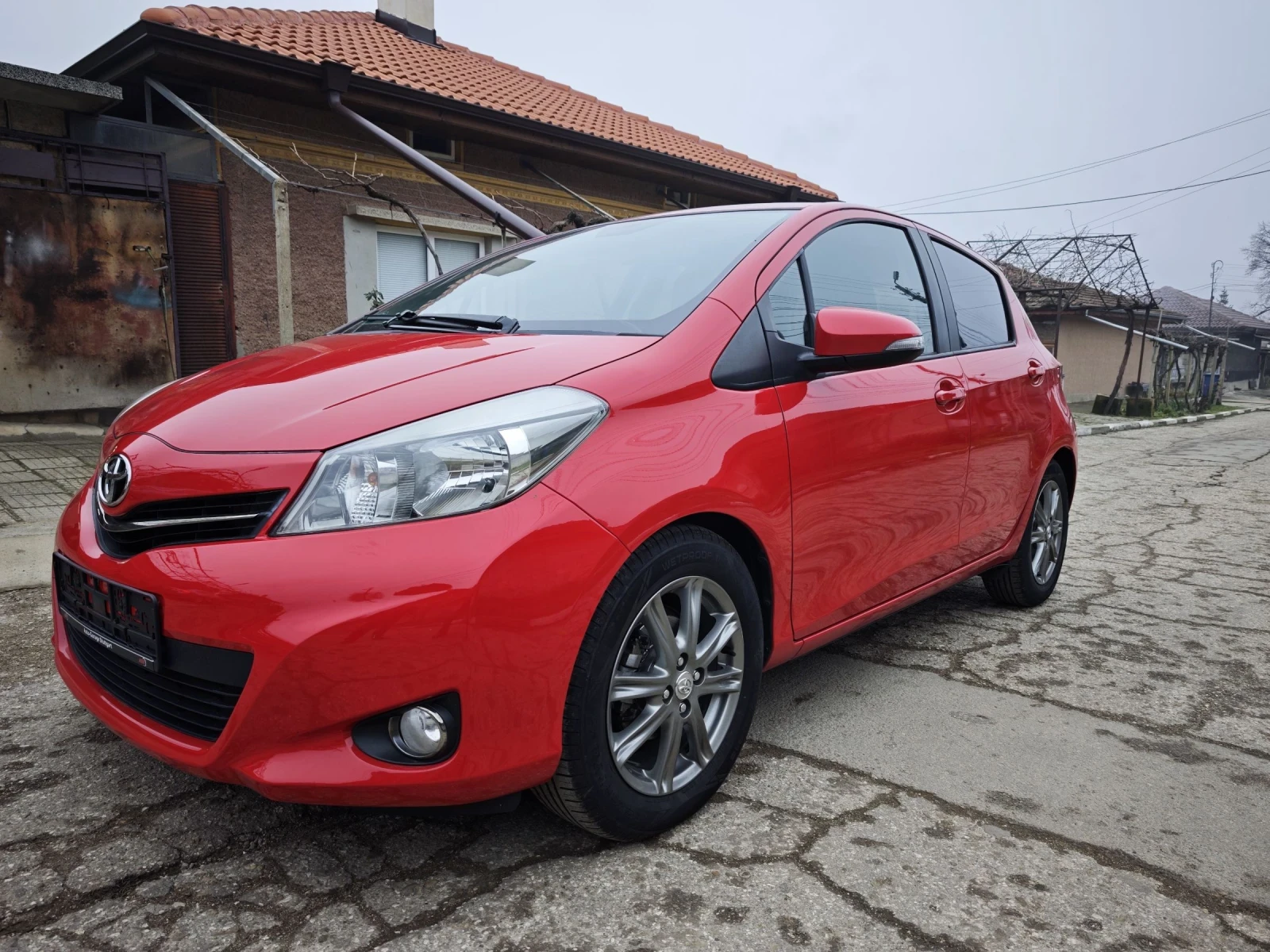 Toyota Yaris 1.4 D-4D - изображение 2