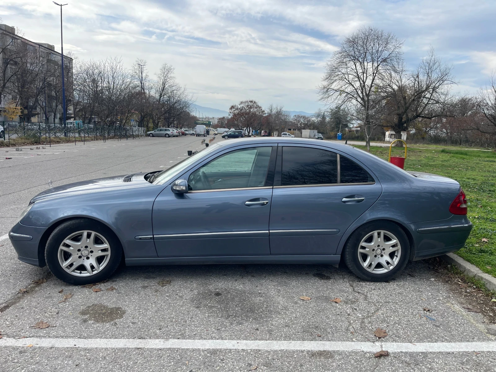 Mercedes-Benz E 320  - изображение 3