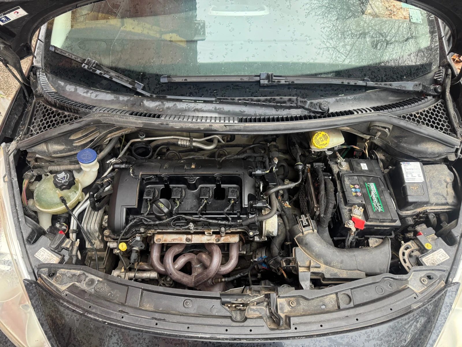 Peugeot 207 1.4 VTi, снимка 12 - Автомобили и джипове - 52876660