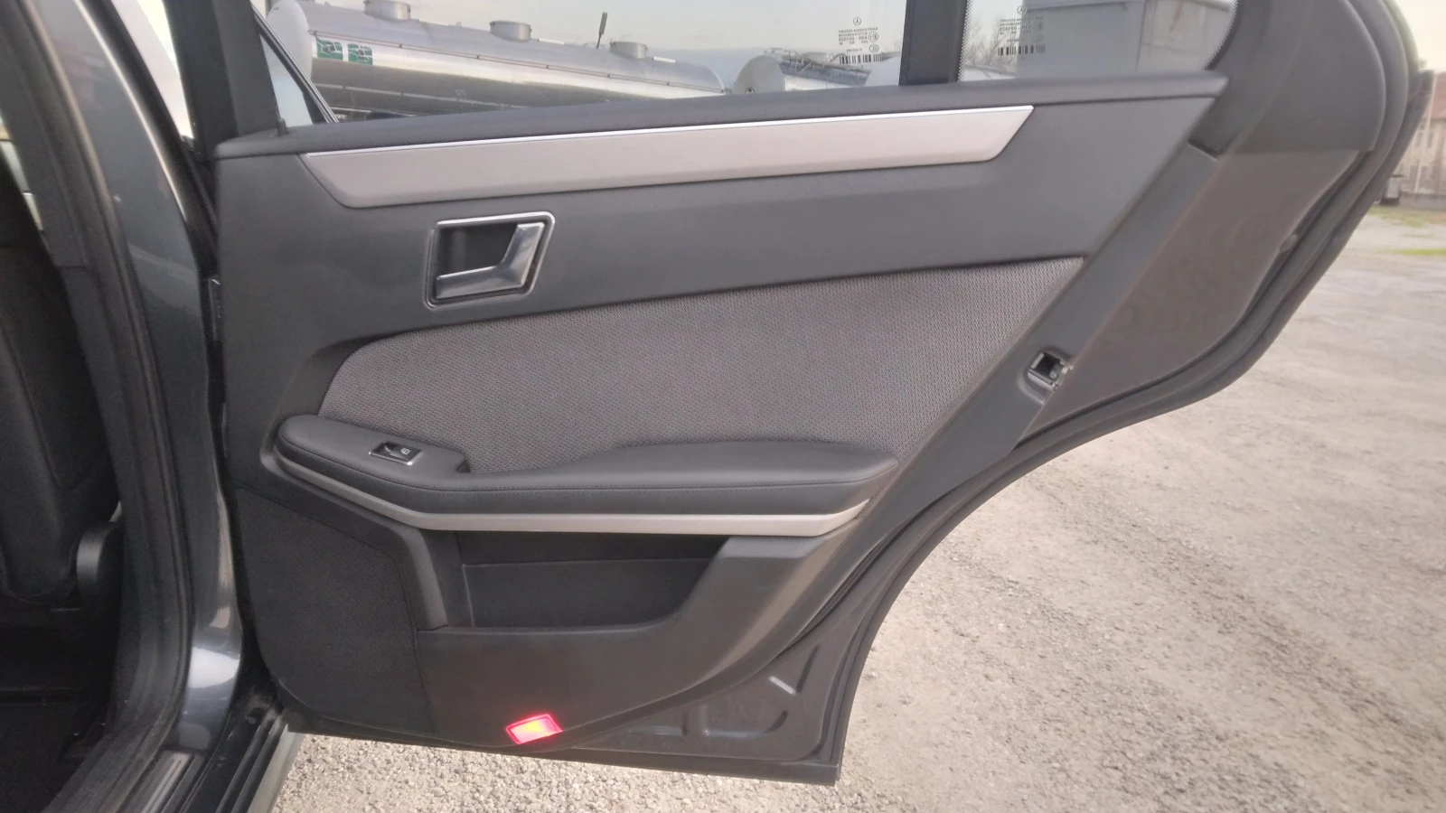 Mercedes-Benz E 350 Mercedes-Benz E-Klasse E 350 CDI Avantgarde | Mobile.bg � ����������� 7