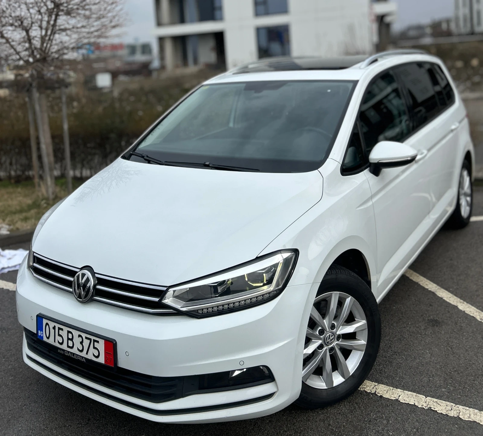 VW Touran DSG* Масаж* Панорама* FULL LED - изображение 6