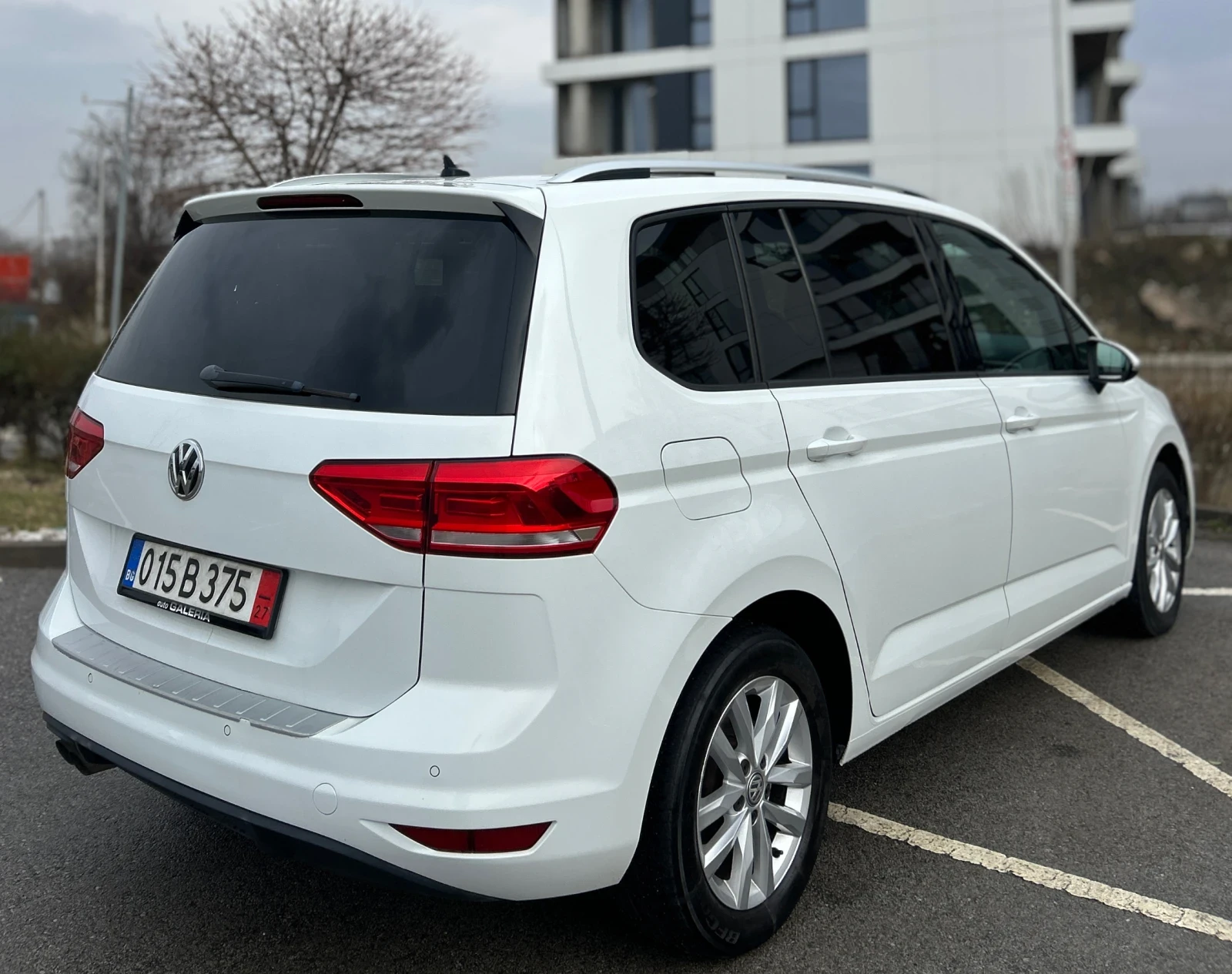 VW Touran DSG* Масаж* Панорама* FULL LED - изображение 8