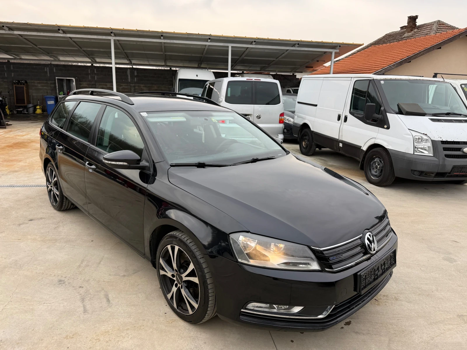 VW Passat 1.6TDI РЕАЛНИ КИЛОМЕТРИ, снимка 3 - Автомобили и джипове - 53725195