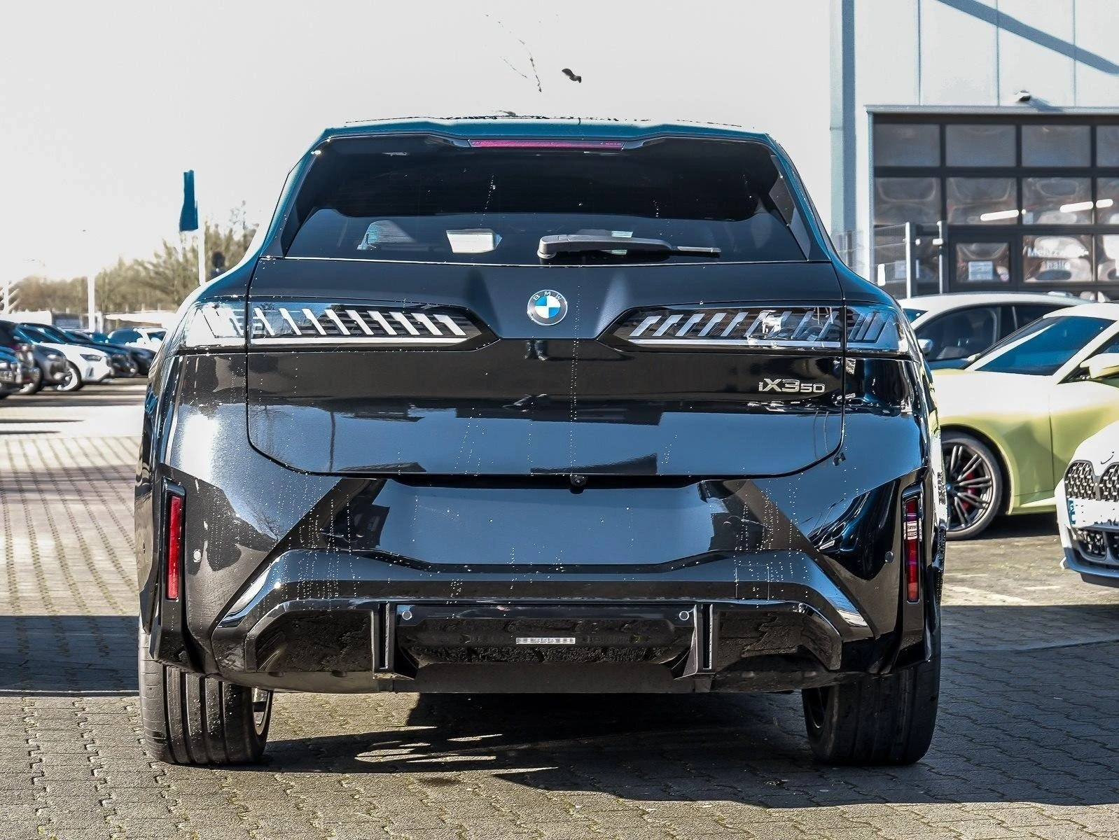 BMW iX3 50 XDRIVE M-SPORT PANORAMA H/K, снимка 4 - Автомобили и джипове - 53844678