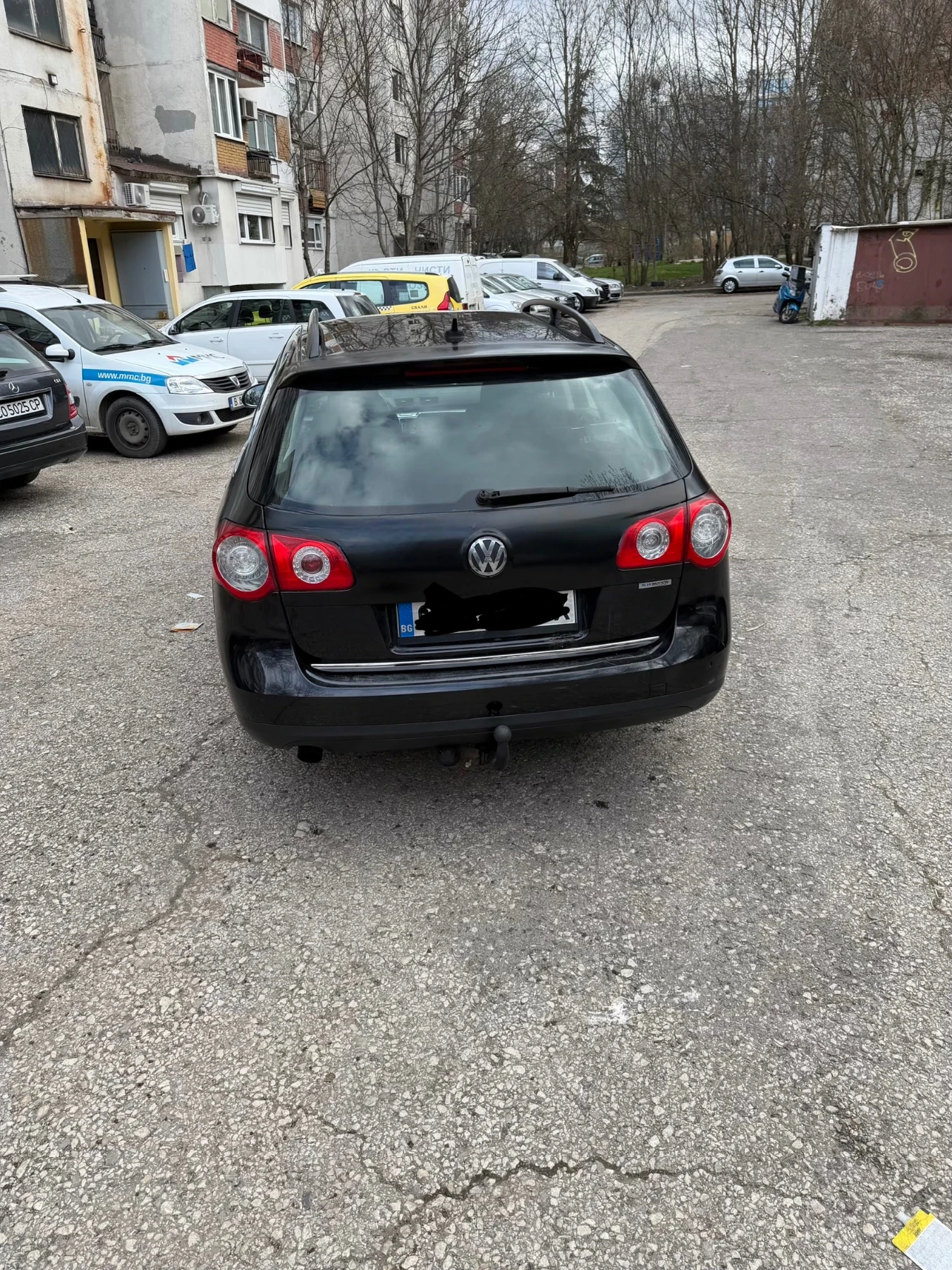 VW Passat 1.6 TDI, снимка 5 - Автомобили и джипове - 53953067