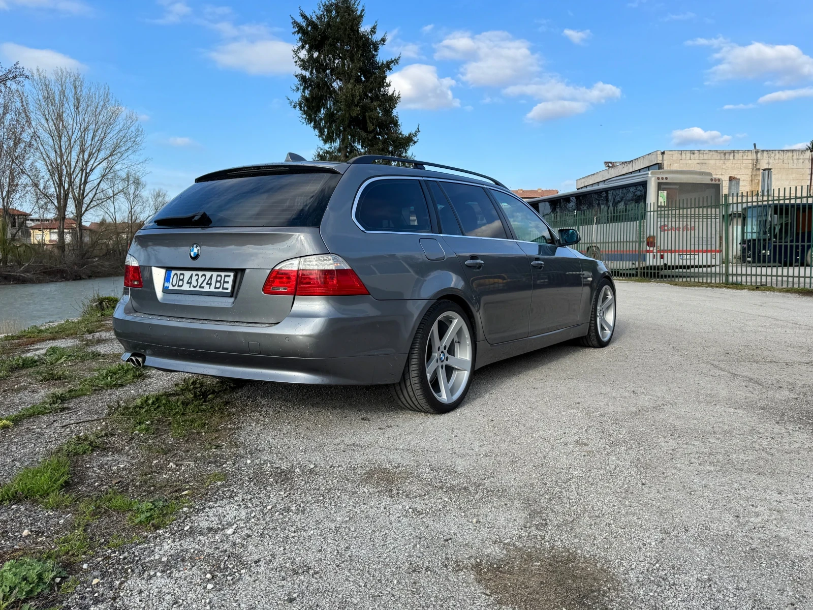 BMW 525, снимка 7 - Автомобили и джипове - 54043508