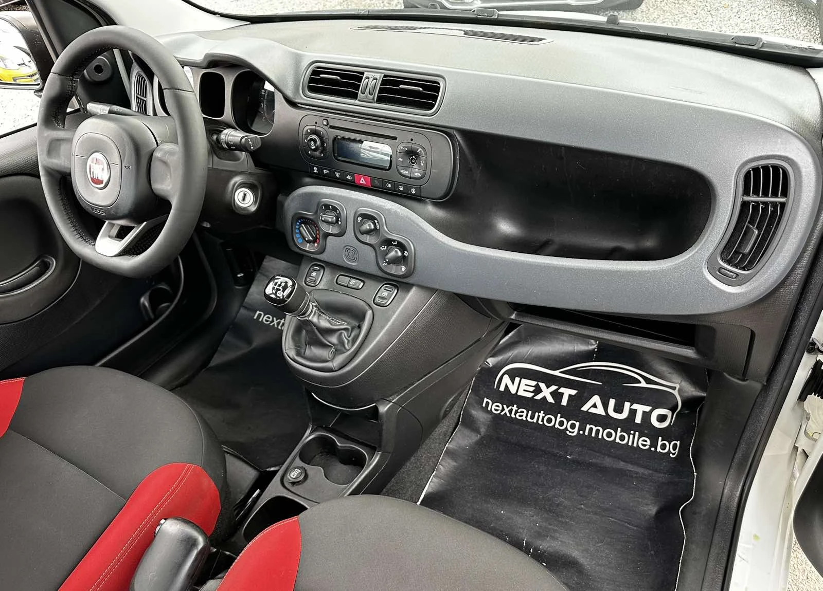 Fiat Panda 1.2i 69HP EURO6B SWISS, снимка 11 - Автомобили и джипове - 54082122