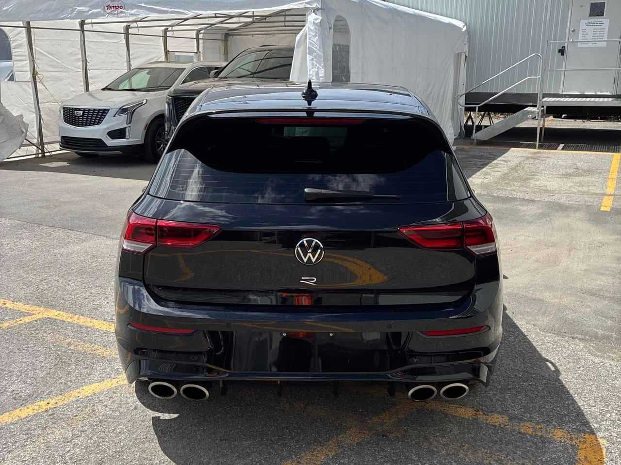 VW Golf R / DSG / ОБДУХВАНЕ / АВТОКРЕДИТ, снимка 4 - Автомобили и джипове - 54701332