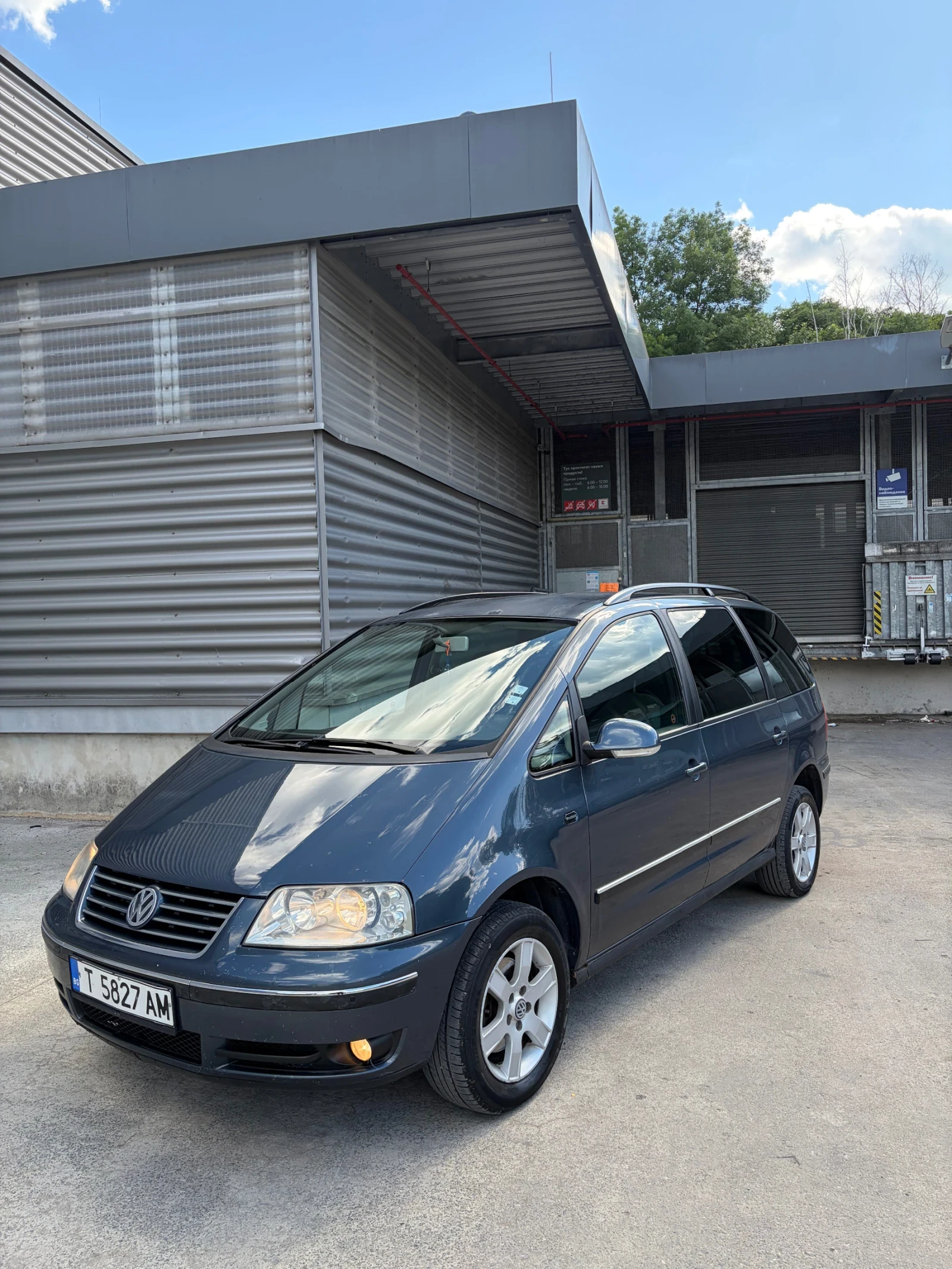 VW Sharan 1.9 TDI 131 , снимка 7 - Автомобили и джипове - 54713257