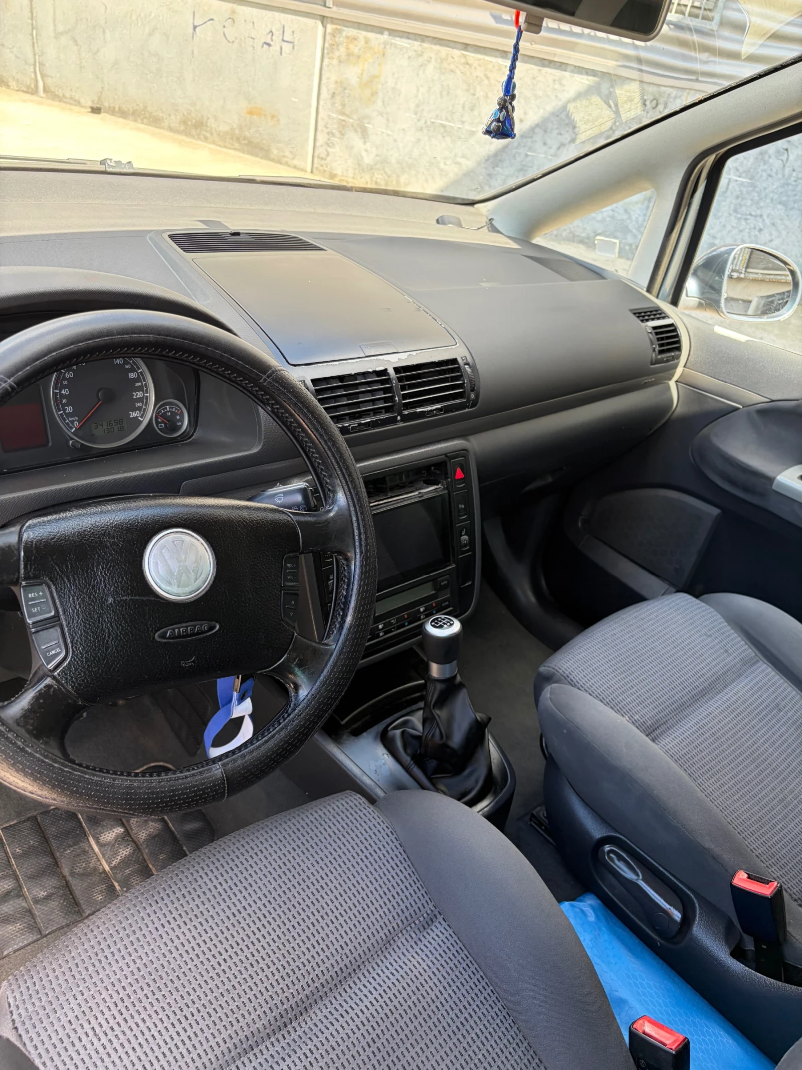 VW Sharan 1.9 TDI 131 , снимка 15 - Автомобили и джипове - 54713257