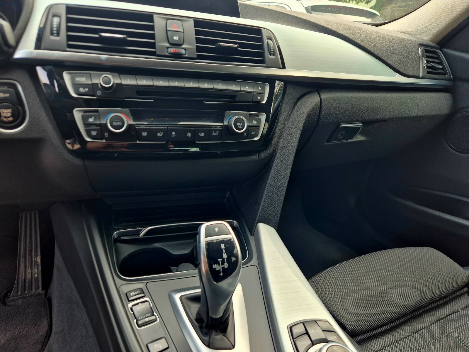 BMW 330 Xd Face! Full led! Германия! Теглич!, снимка 7 - Автомобили и джипове - 54944269