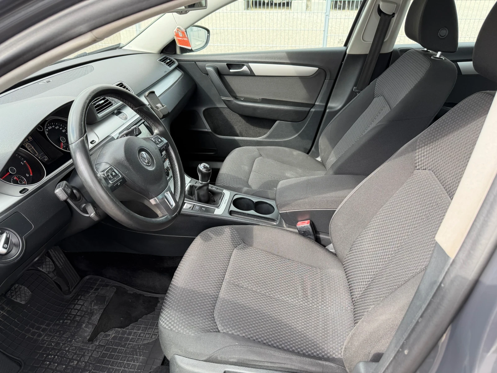 VW Passat 2, 0TDI 140k.c.4MOTION 2015г КЛИМАТРОНИК ВНОС, снимка 9 - Автомобили и джипове - 55165619