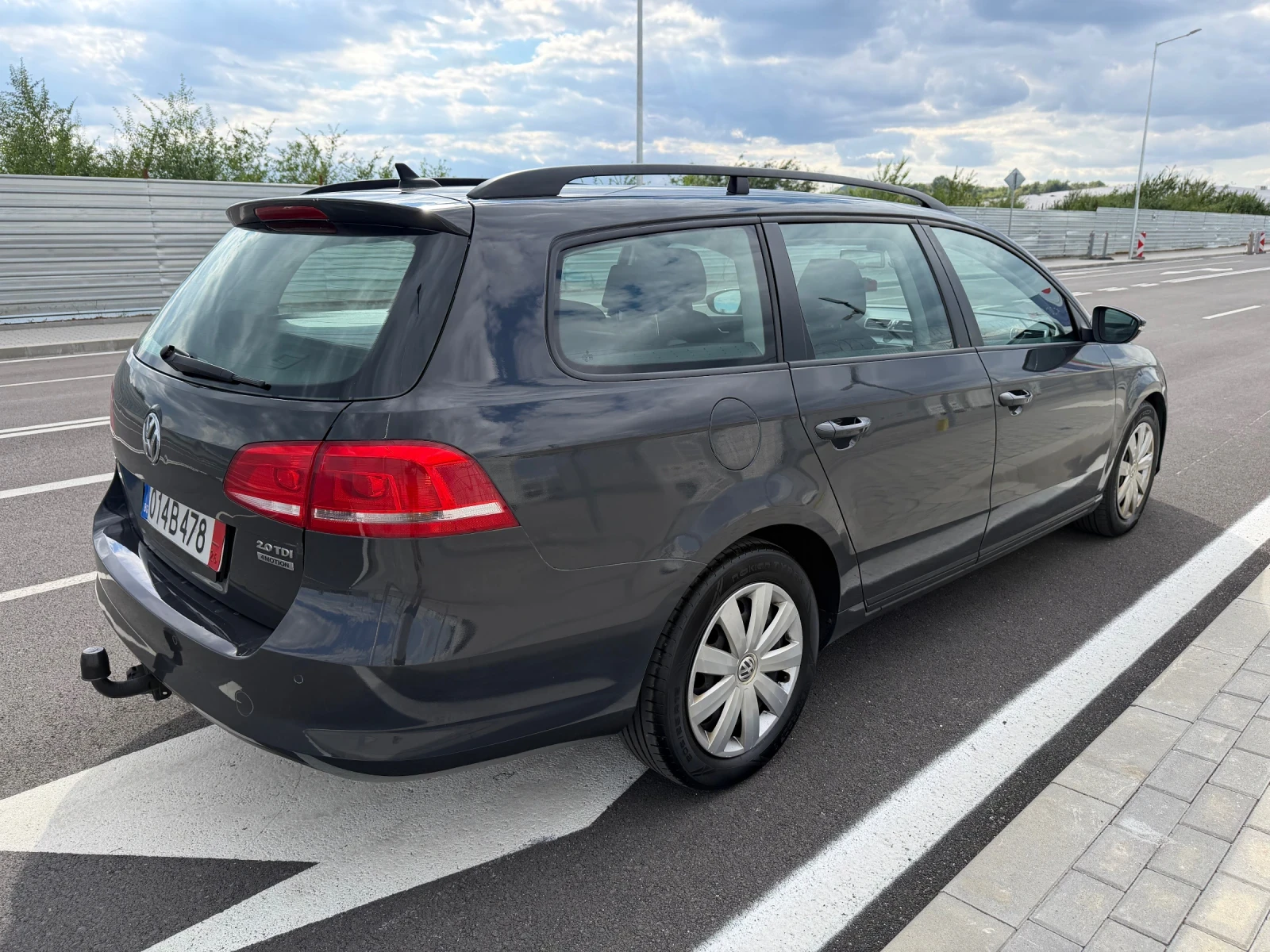 VW Passat 2, 0TDI 140k.c.4MOTION 2015г КЛИМАТРОНИК ВНОС, снимка 4 - Автомобили и джипове - 55165619