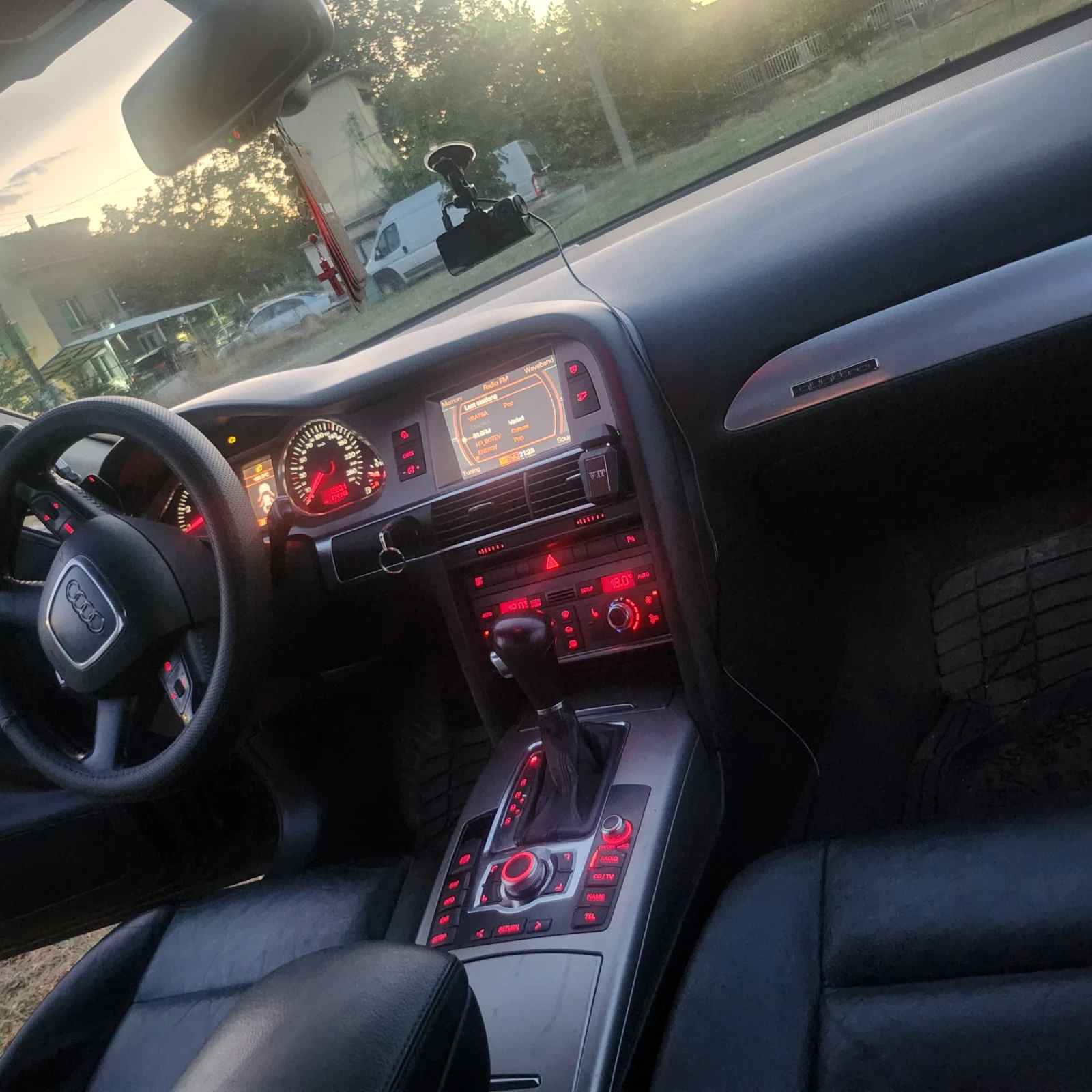 Audi A6, снимка 12 - Автомобили и джипове - 55239799
