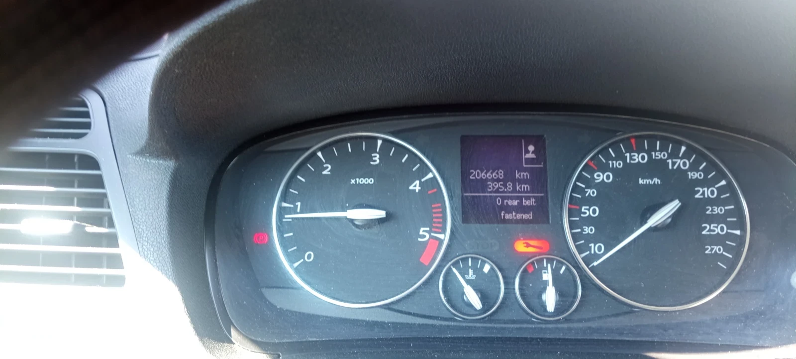 Renault Laguna, снимка 14 - Автомобили и джипове - 55293857