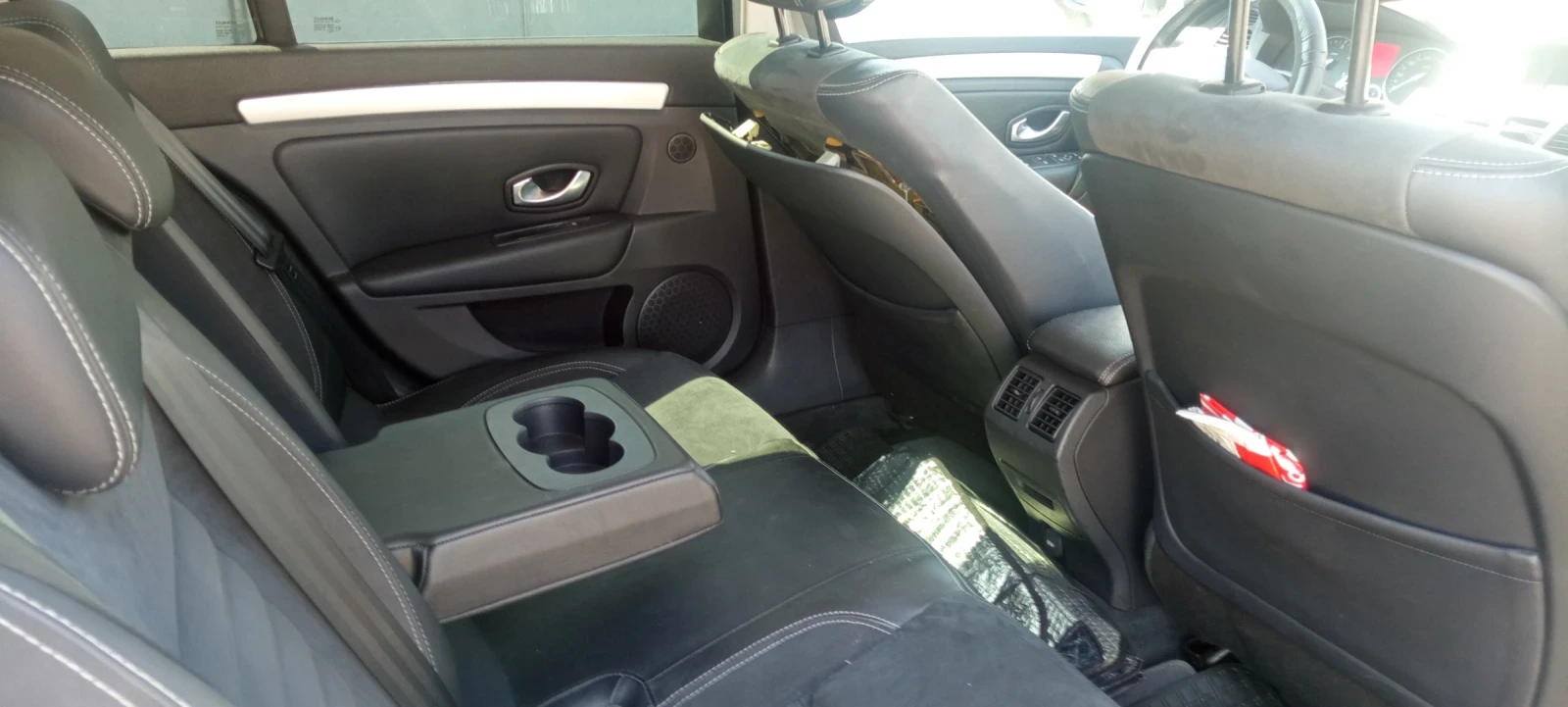 Renault Laguna, снимка 6 - Автомобили и джипове - 55293857