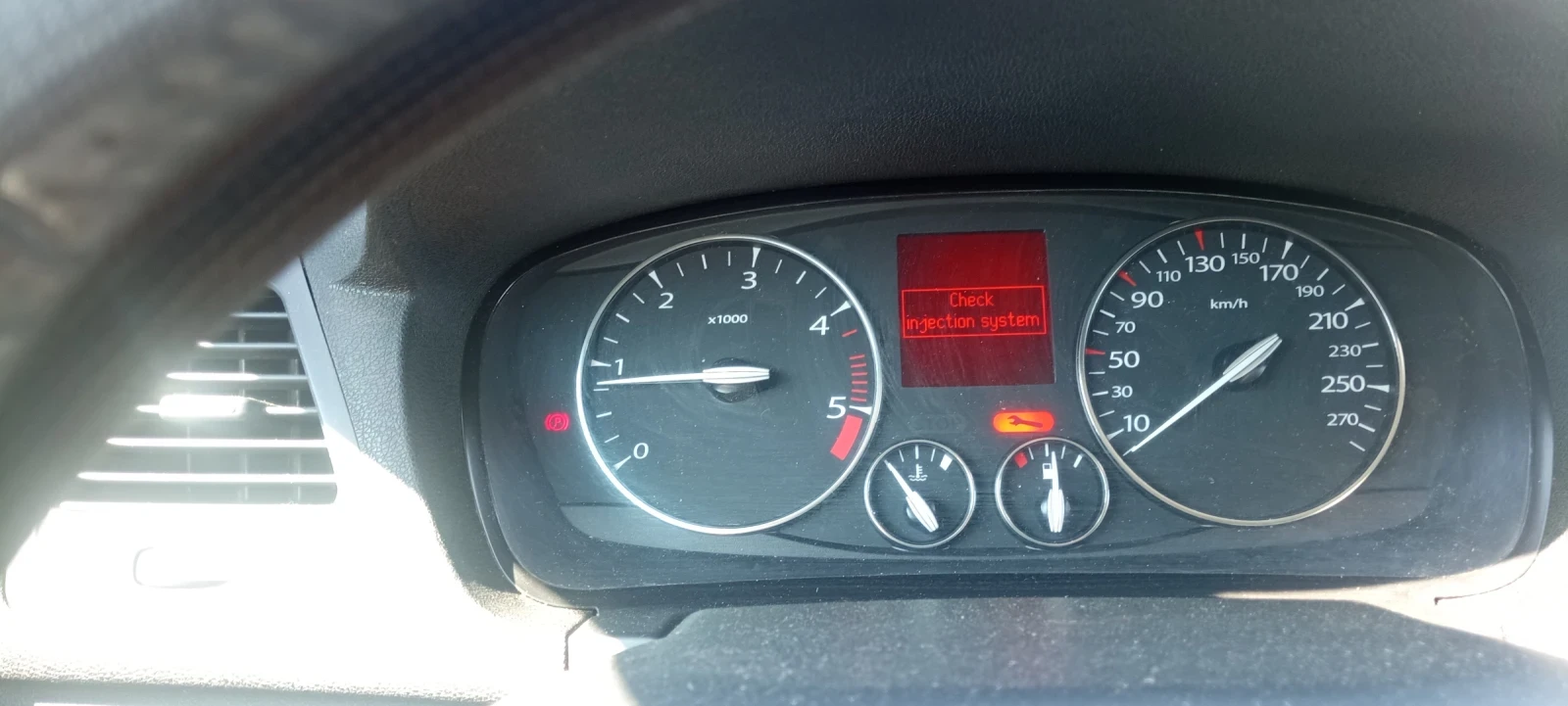 Renault Laguna, снимка 13 - Автомобили и джипове - 55293857
