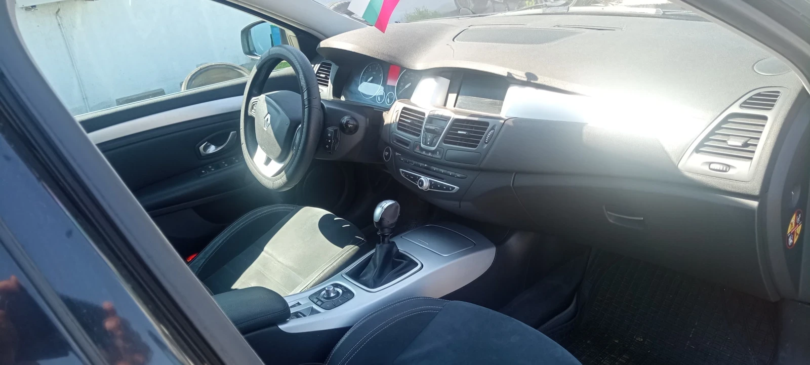 Renault Laguna, снимка 5 - Автомобили и джипове - 55293857