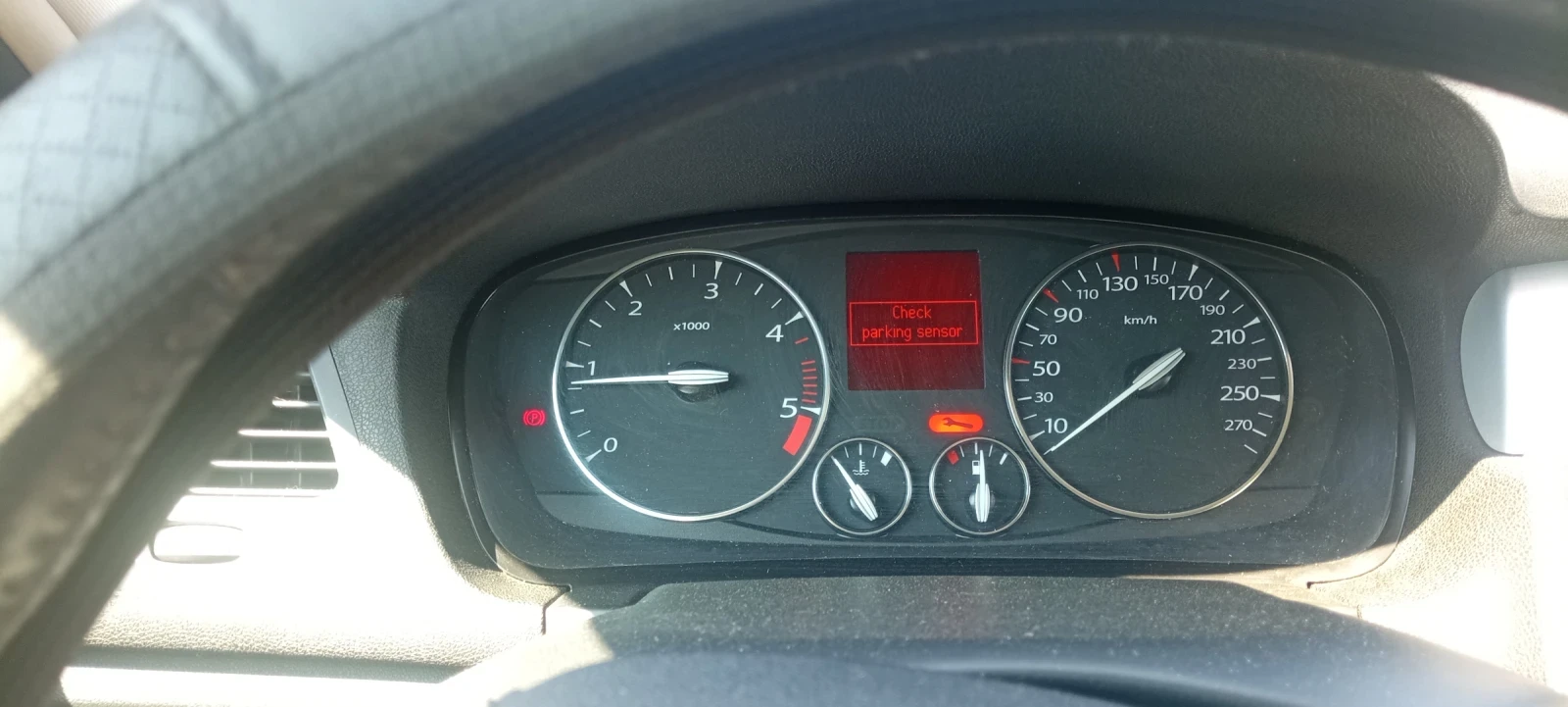Renault Laguna, снимка 12 - Автомобили и джипове - 55293857
