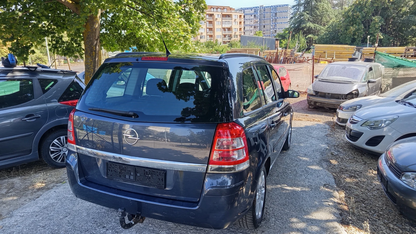 Opel Zafira 1.6i FACELIFT 6+ 1, снимка 7 - Автомобили и джипове - 55576036
