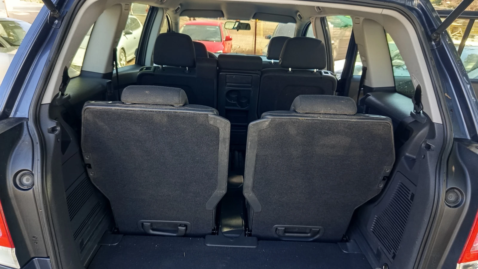 Opel Zafira 1.6i FACELIFT 6+ 1, снимка 14 - Автомобили и джипове - 55576036